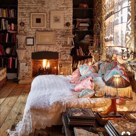 Meet your Posher - Picture 2 of 16